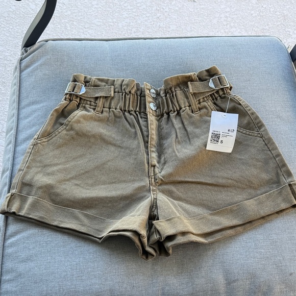 Forever 21 Pants - Forever 21 High-Waisted Brown Shorts